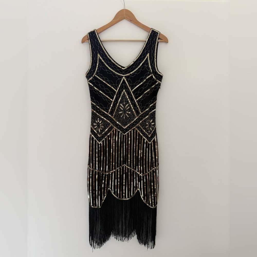 1920s Gatsby Flapper Dress + Accessories | Black & Gold Beaded
